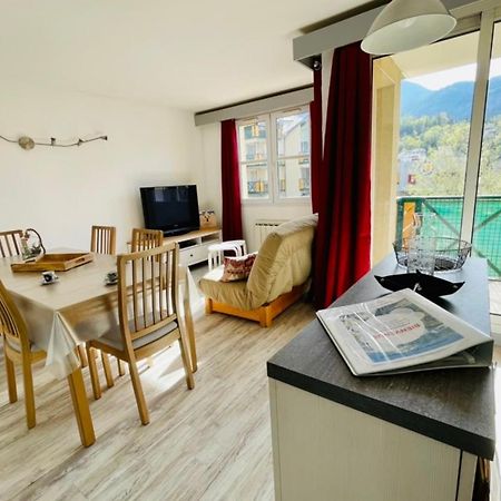 Bright 50 M With Balcony And View On The Valley Briançon Buitenkant foto